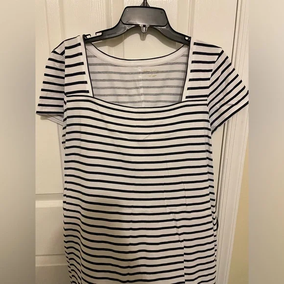 Lilly Pulitzer Dress - Picture 2 of 4